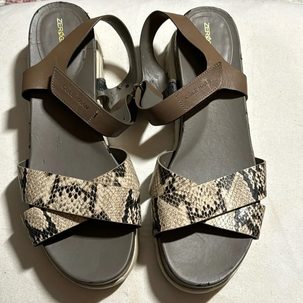 Cole Haan Zero‎ Grand python print crossed front leather comfort sandals Sz 10